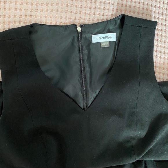 Calvin Klein Black Dress Size 6 - Picture 7 of 7